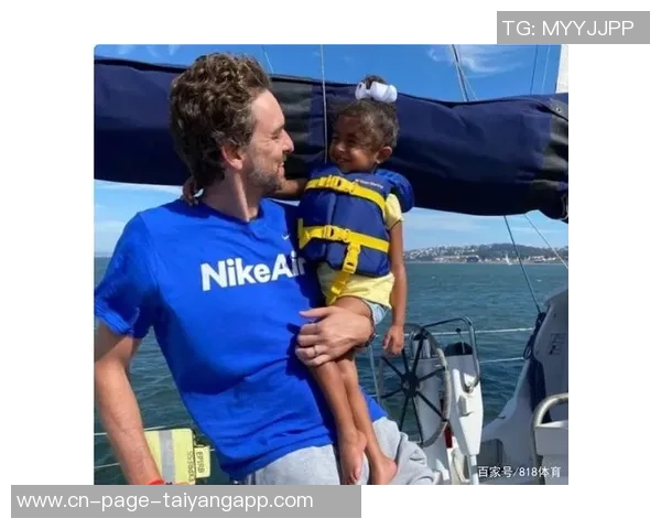 大加索尔迎来女儿诞生感恩生活赐予我们新的幸福小天使